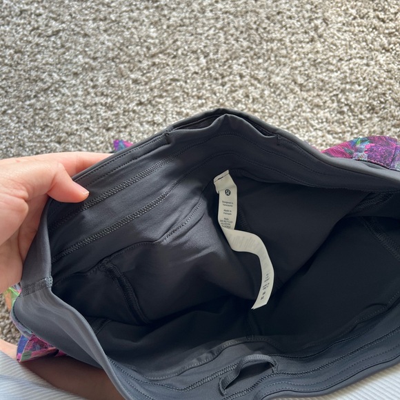 Lululemon skirt with short inside court rival skirt size 6 - Picture 7 of 10